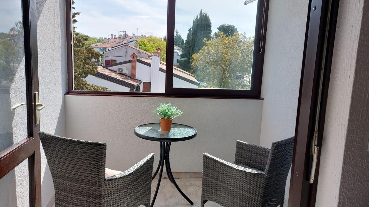 Apartment Cervar ポレッチ エクステリア 写真