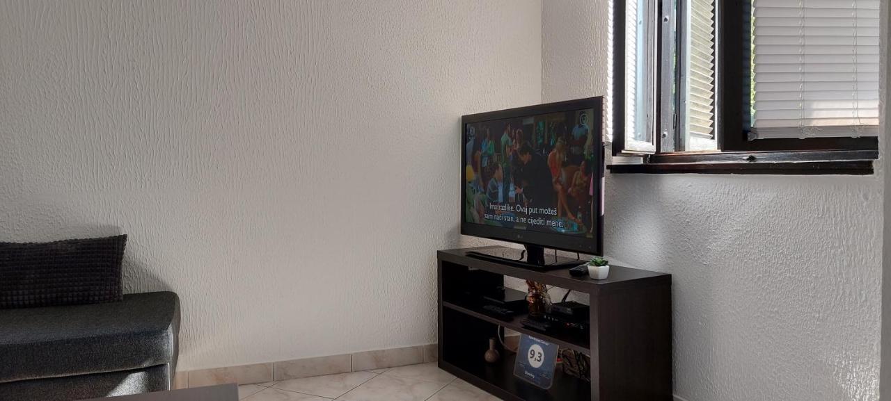 Apartment Cervar ポレッチ エクステリア 写真