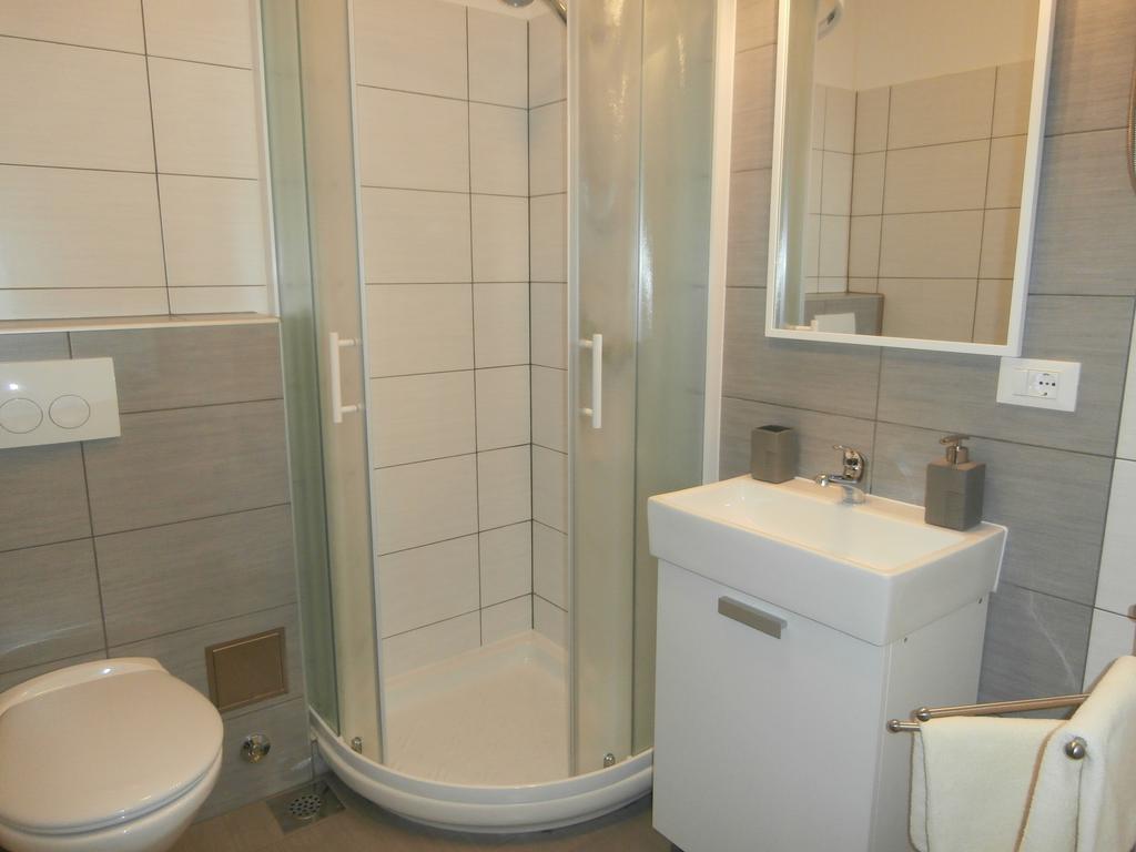 Apartment Cervar ポレッチ 部屋 写真
